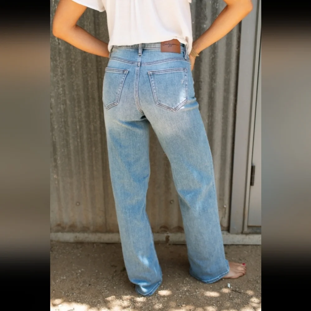 CJLA Dylan Dad Jeans - Picture 2 of 6